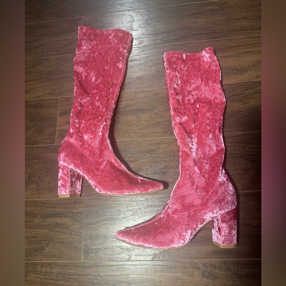 Silent D (Anthropologie) Pink Velvet Knee Boots - New size 36/ 6 - Picture 2 of 4
